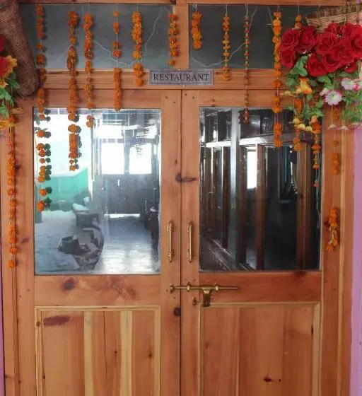 Majatalo Third Eye Tosh