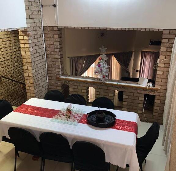 منتجع Edladleni Holiday Accomodation