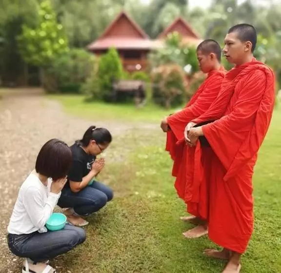 リゾートホテル Huensala Homestay