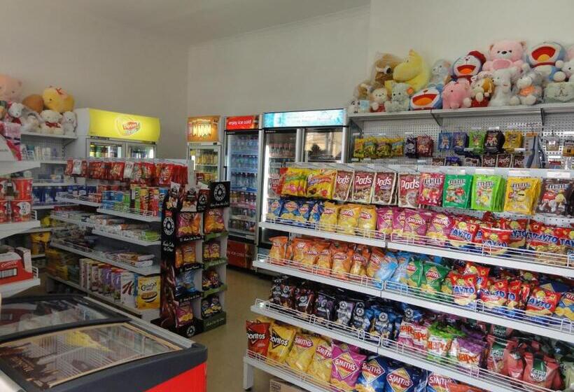 ユースホステル Perth 178 Backpackers