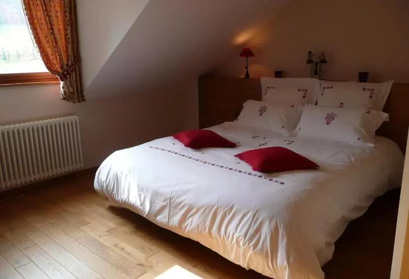 Aamiaismajoitus (B&B) Chambre D Hôtes La Forestière