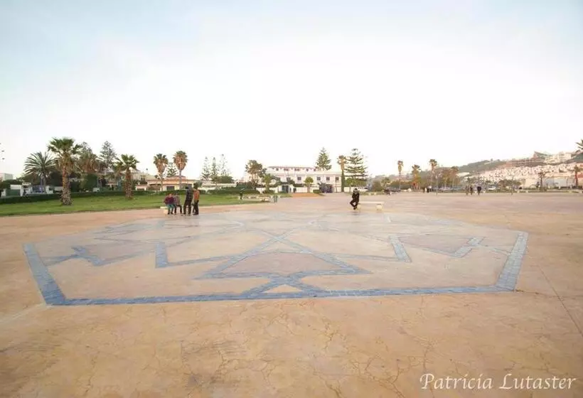 Aamiaismajoitus (B&B) Issablanca