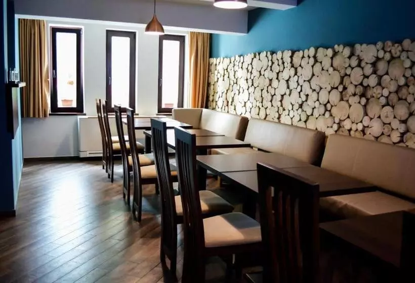 Aamiaismajoitus (B&B) Pensiunea Panoramic