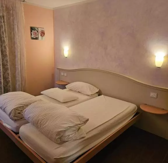 Aamiaismajoitus (B&B) Via Fantoni 4