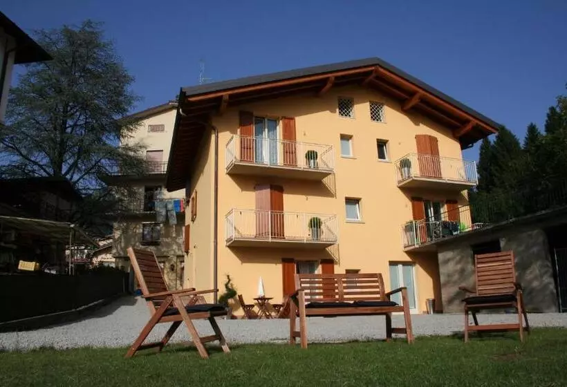 Aamiaismajoitus (B&B) Via Fantoni 4