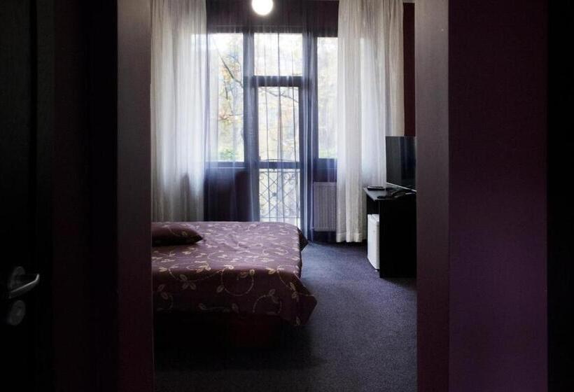 Boutique Hotel Lyulyak