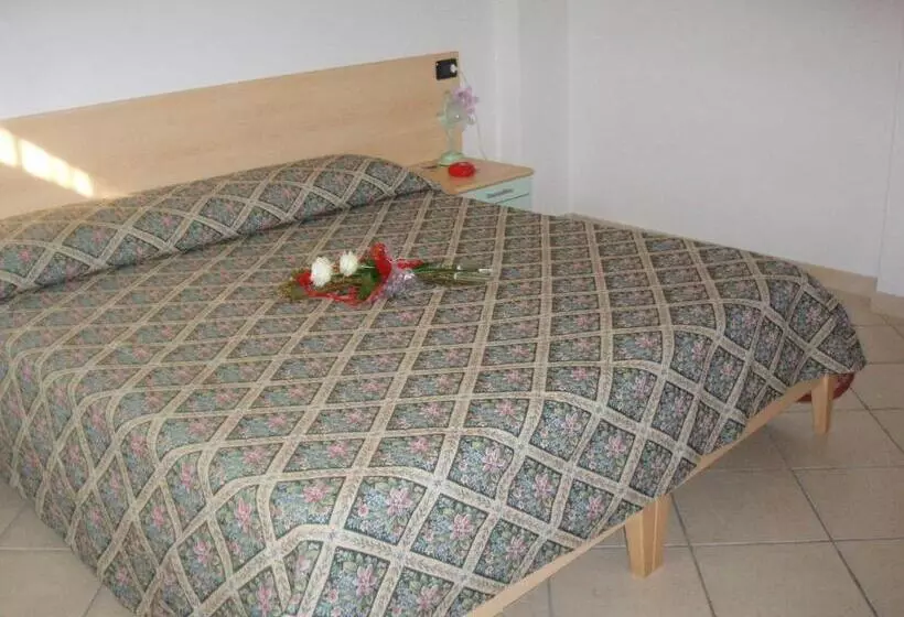 ホテル Agritur Ca  Scudiera