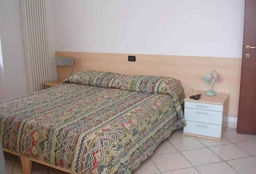 ホテル Agritur Ca  Scudiera