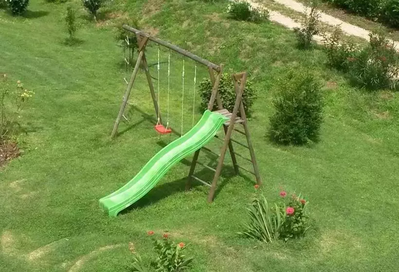 ホテル Agritur Ca  Scudiera
