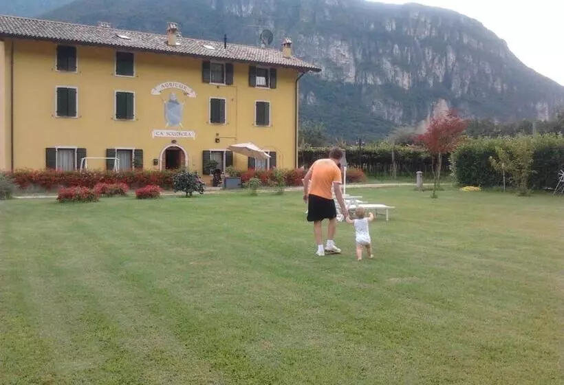 ホテル Agritur Ca  Scudiera