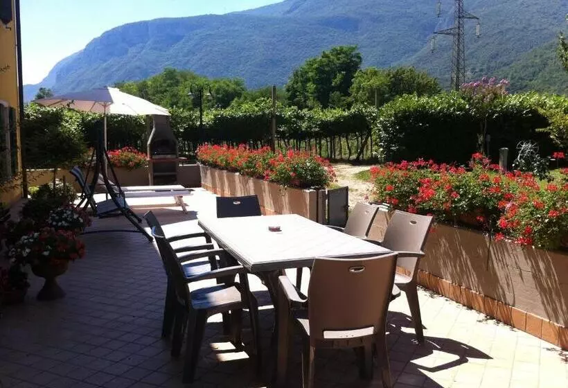 ホテル Agritur Ca  Scudiera