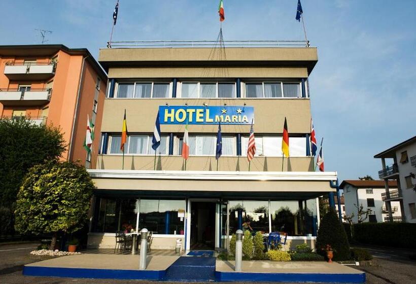 فندق Maria