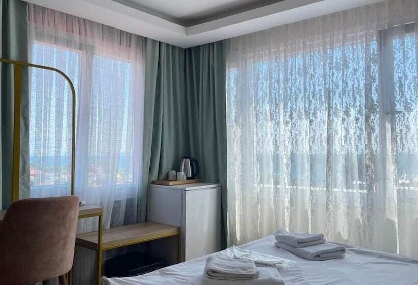 בית מלון כפרי Orabella