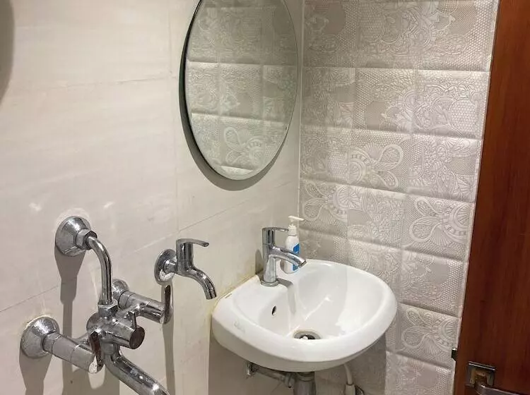 Hotelli Ramesh Palace