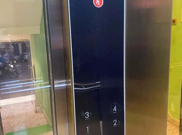 Hotelli Ramesh Palace