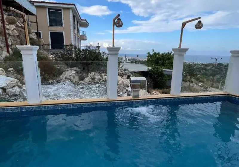 Hotelli Tek Han Kumkuyu