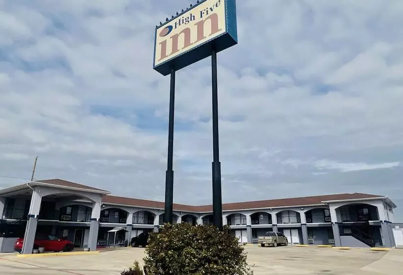 Motelli High Five Inn