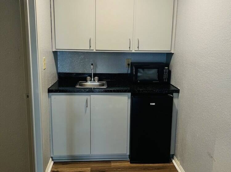 مُتل High Five Inn