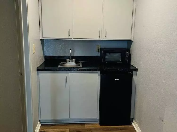 Motelli High Five Inn