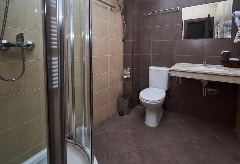 Mountain Paradise By The Walnut Trees Free Wellness