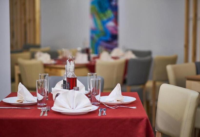 Mountain Paradise By The Walnut Trees Free Wellness