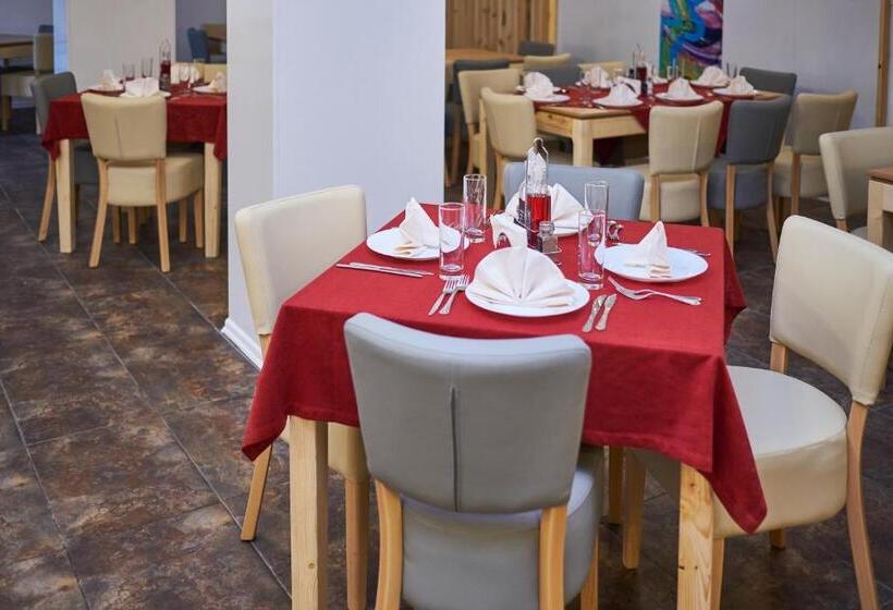 Mountain Paradise By The Walnut Trees Free Wellness