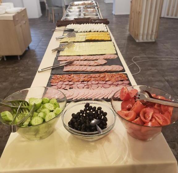 Mountain Paradise By The Walnut Trees Free Wellness