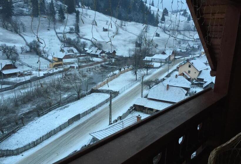 پانسیون Casa Irinuca