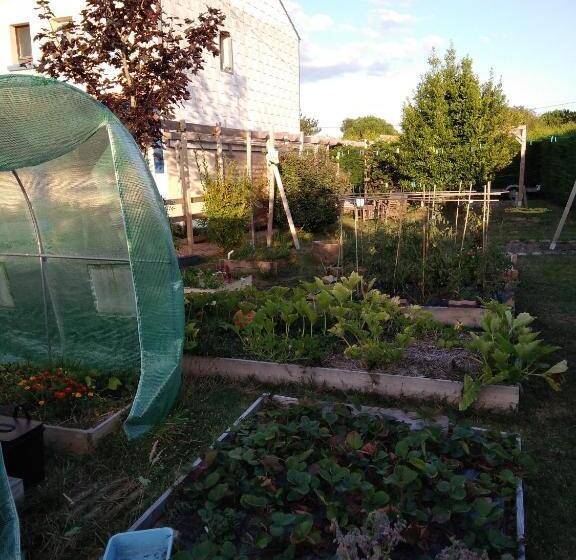 ペンション Gite L Imprévu