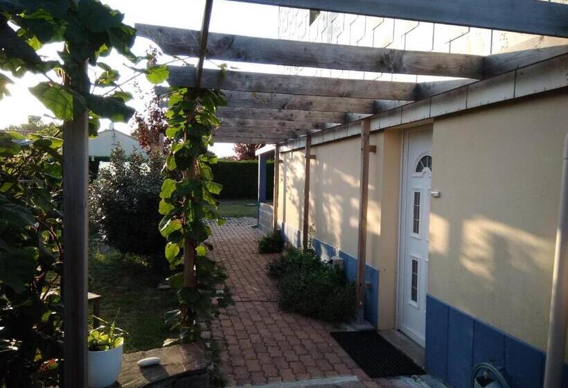 ペンション Gite L Imprévu