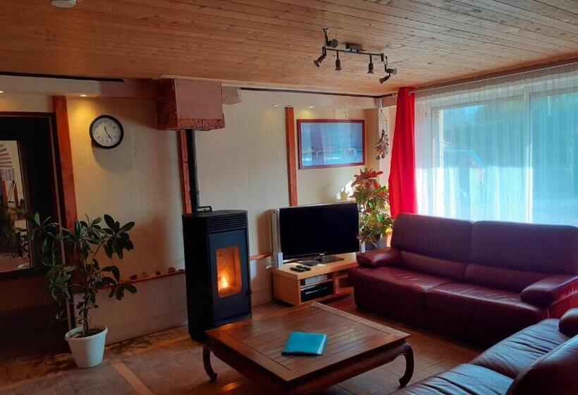 ペンション Gite L Imprévu