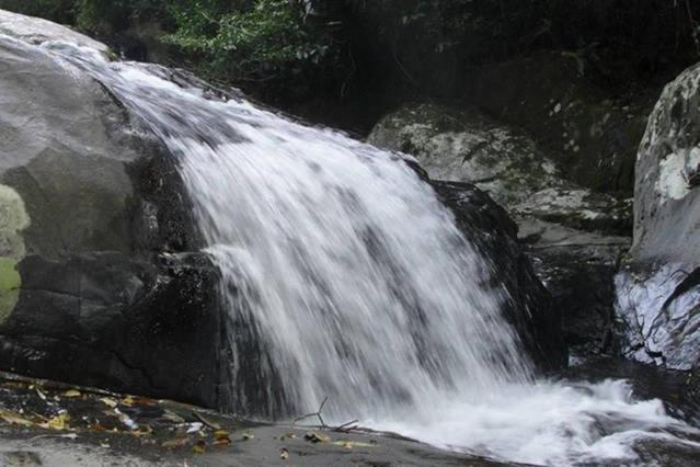 پانسیون Hospedaria Lar Sagrado Arco íris