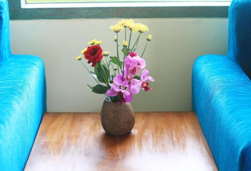 膳宿费 Inang Villa