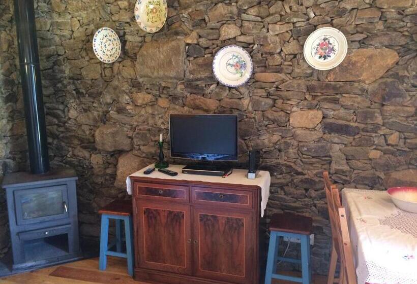 بنسيون Palheiro Do Castelo Pátio