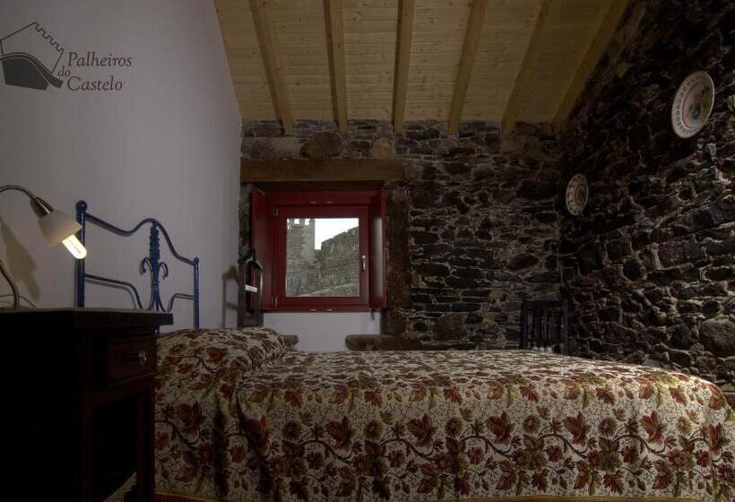 بنسيون Palheiro Do Castelo Pátio