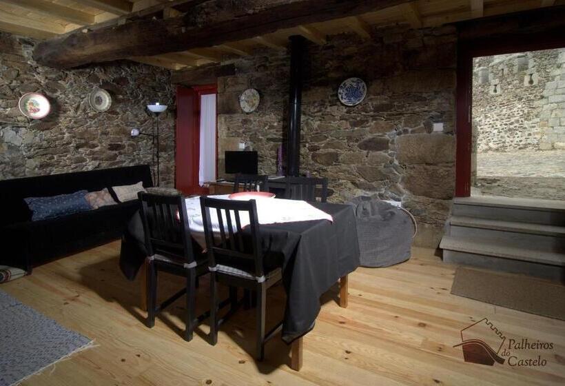 بنسيون Palheiro Do Castelo Pátio