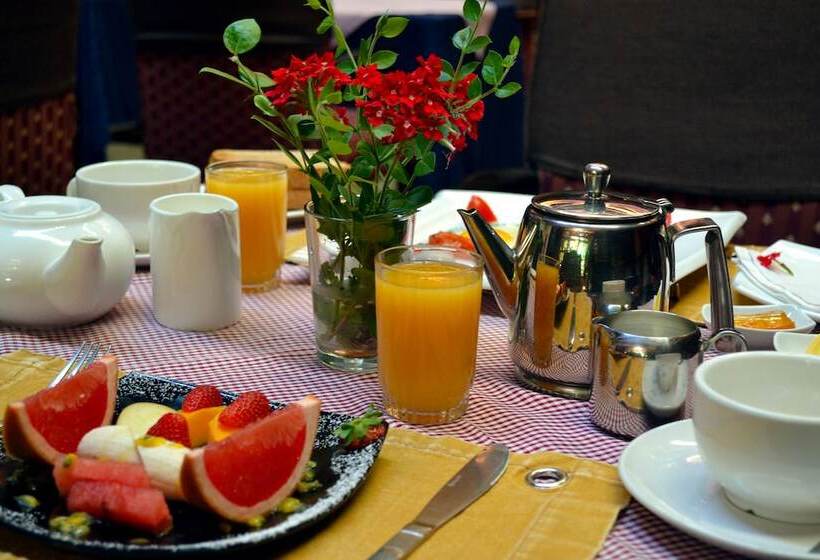 استراحتگاه Kongoni Camp Nanyuki