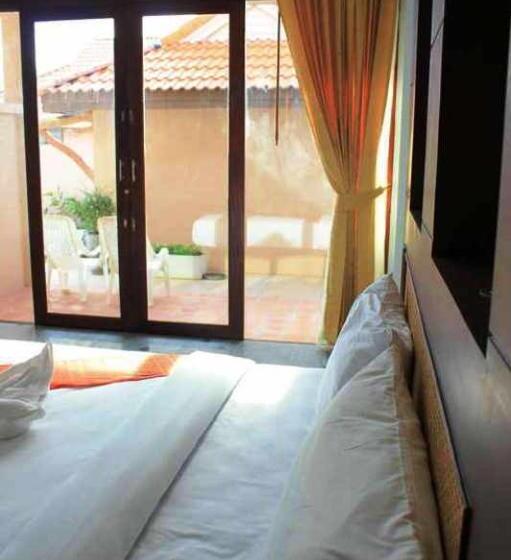 リゾートホテル Peace Paradise Beach