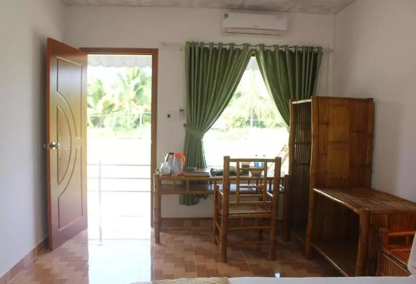 استراحتگاه Tra Vinh Lodge