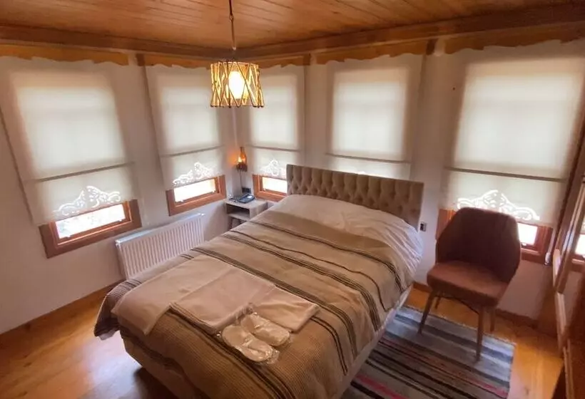 Aamiaismajoitus (B&B) Utku Konağı