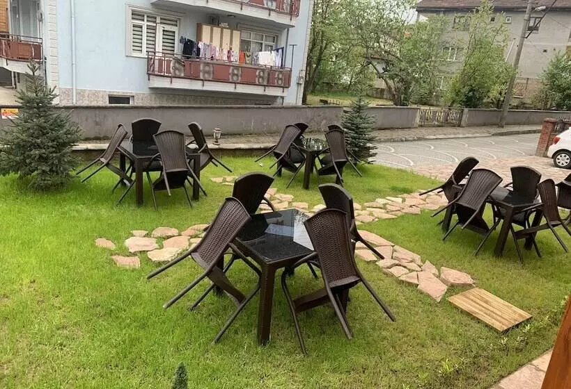 Aamiaismajoitus (B&B) Utku Konağı