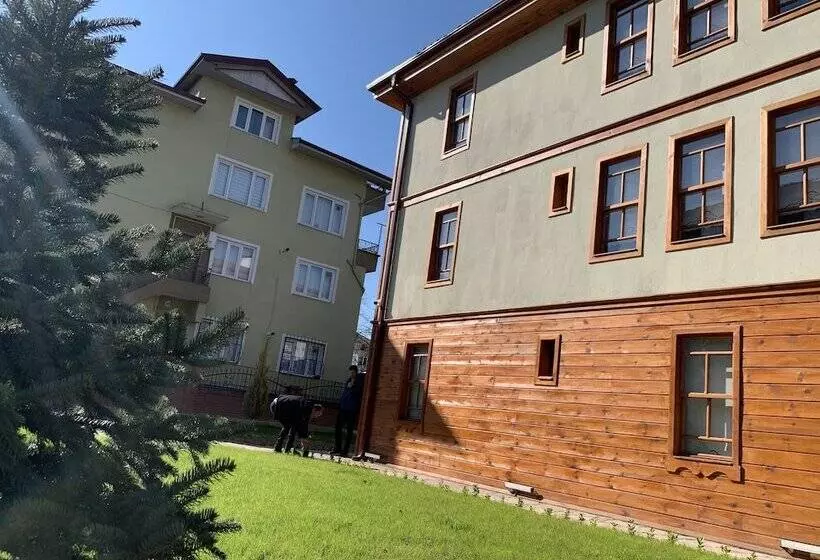 Aamiaismajoitus (B&B) Utku Konağı