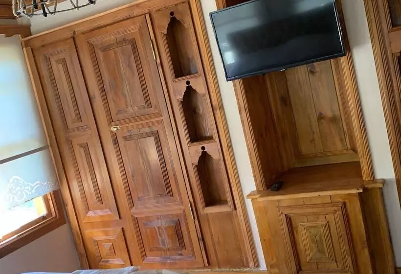 Aamiaismajoitus (B&B) Utku Konağı