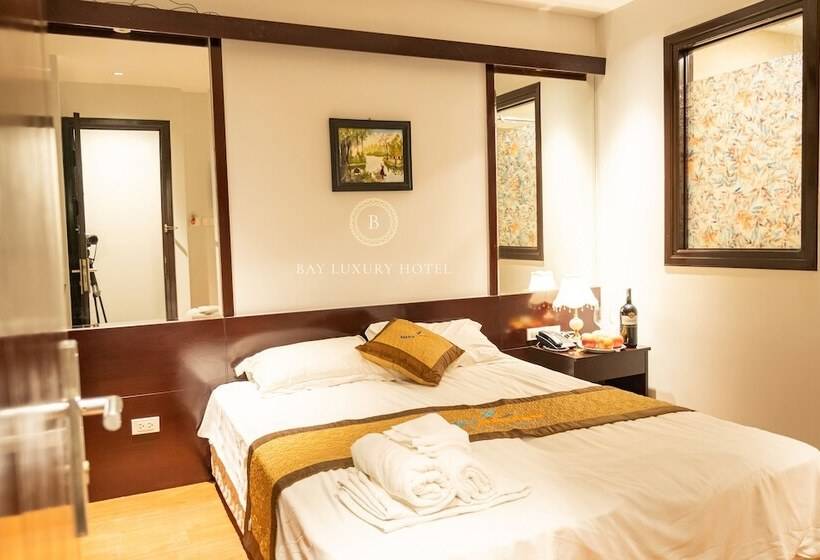 هتل Bay Luxury