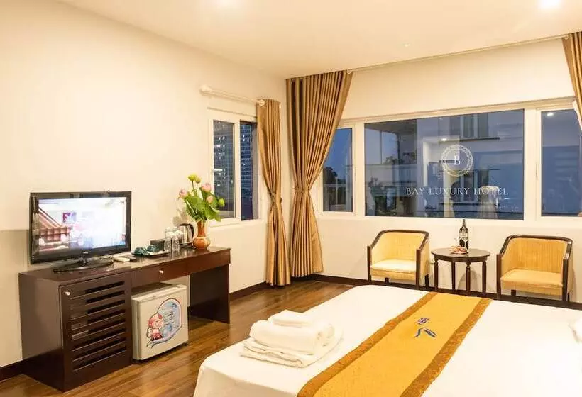 هتل Bay Luxury