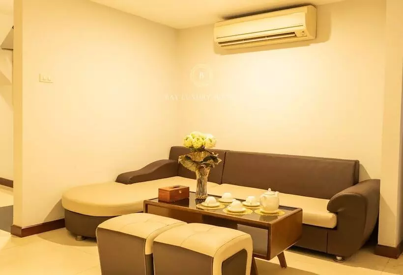 هتل Bay Luxury