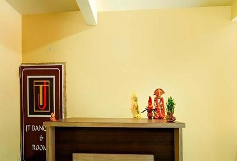 Hotel Fabexpress Jt Complex