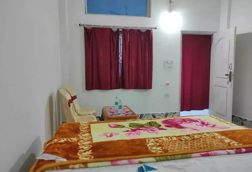 Hotelli Homecation Manas River Rock Lodge