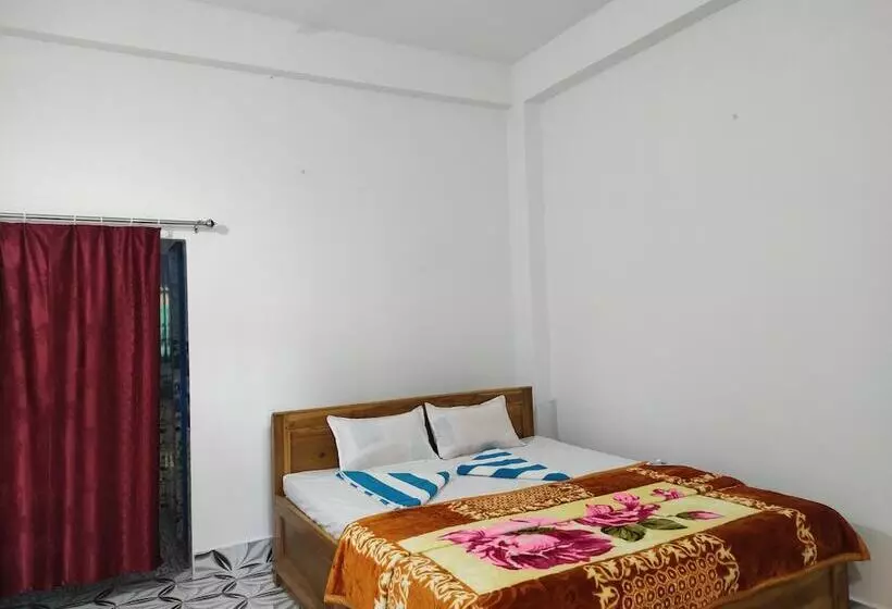 Hotelli Homecation Manas River Rock Lodge