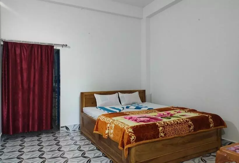 Hotelli Homecation Manas River Rock Lodge